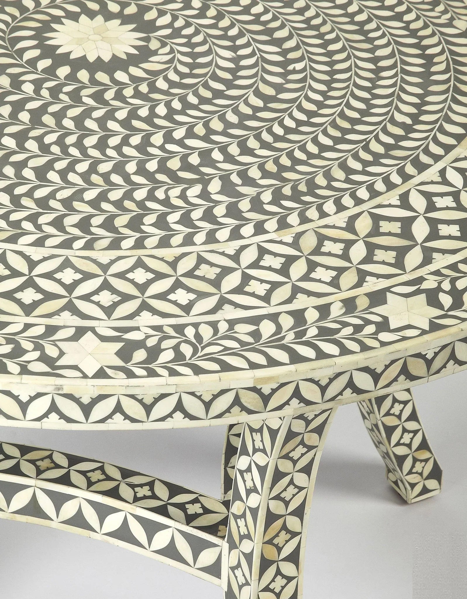 Nishaat Round Dining Table