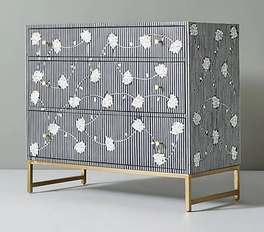 Francesca Dresser