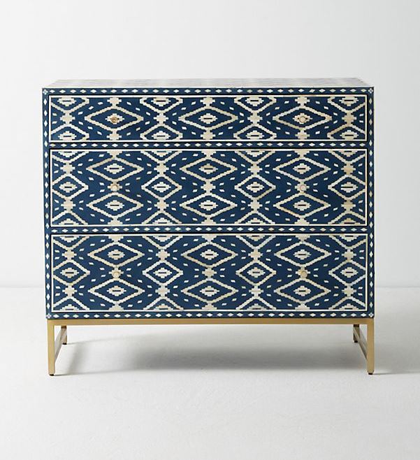Ikat Dresser