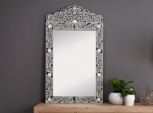 Mehraab Mirror