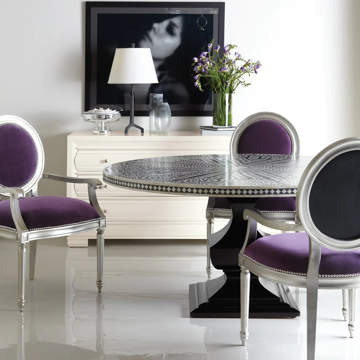 Spiral Foliage Round Dining Table